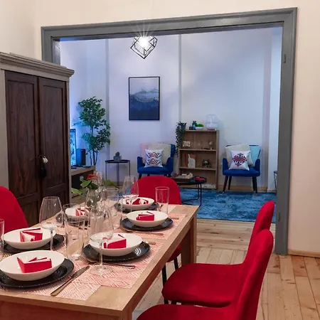 Apartment Vintage Bohemian Paradise With Xbox Series X For Big Groups Sofia